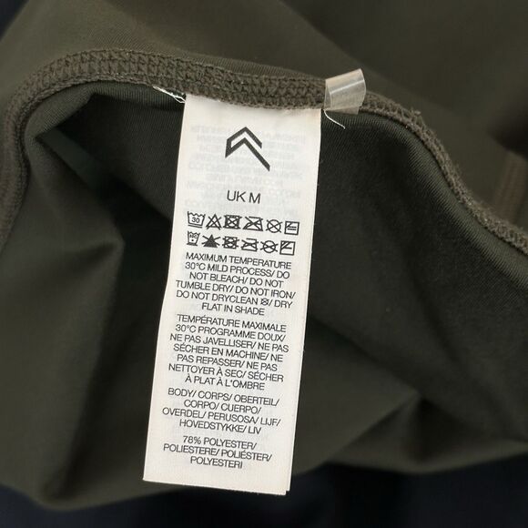 Oner Active Timeless High Waisted Shorts 5" Sz M No Front Seam Glute Contour - Picture 3 of 5